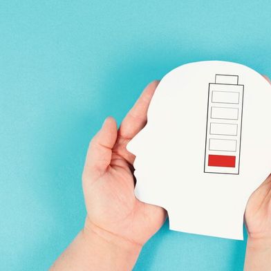 In vielen Unternehmen sind Führungskräfte seit Jahren extrem gefordert. Dies kann zum Absinken des Energielevels der Führungskräfte führen.   (Bild: © Berit Kessler - stock.adobe.com)