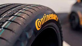 Continental plant den Verkauf der Kunststoffsparte Contitech. Nach der Abspaltung der Autozuliefersparte wird Continental ein reiner Reifenhersteller. (Bild: Continental)