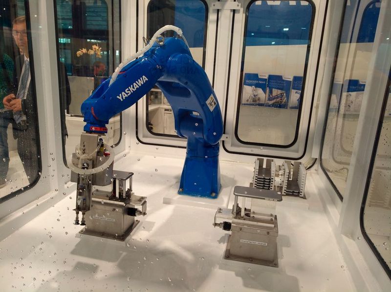 Yaskawa findet sich ebenfalls auf der Cebit. (Bild: Robert Horn)