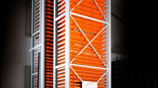 Kasto bietet für sein Turmlagersystem Unitower ab sofort eine Pick-by-Light-Funktion an. (Kasto)