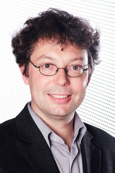 Dr.-Ing. Peter Schossig vom Fraunhofer-ISE entwickelte mit BASF bereits einen kommerziell erhältlichen Latentwärmespeicher. (Bild: Fraunhofer ISE)