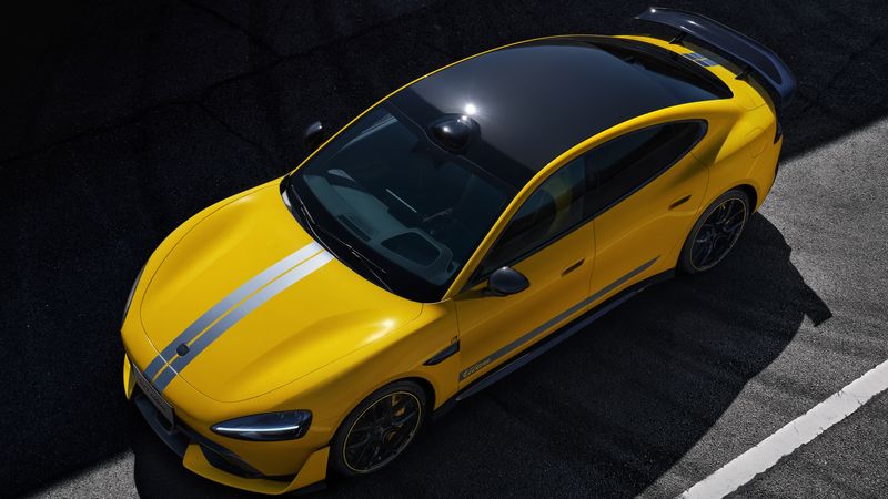 Der Xiaomi SU7 Ultra fährt schneller als der Porsche Taycan.(Xiaomi)