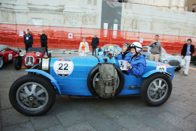 So mühelos das Auto die Anstrengung nimmt, so hart müssen die Piloten ackern. (Foto: Bugatti)