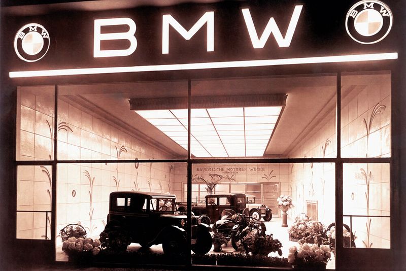 In diesem Showroom präsentierte BMW anno 1929 seine Produkte in der damaligen Reichshauptstadt Berlin. (Bild: BMW)