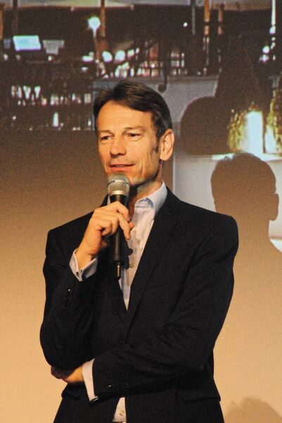 Uwe Hochgeschurtz (Vorstandsvorsitzender Renault Deutschland): „Wir haben ein fantastisches Jahr 2018 hinter uns und haben die Basis für 2019 gelegt.“ (Baeuchle/»kfz-betrieb«)