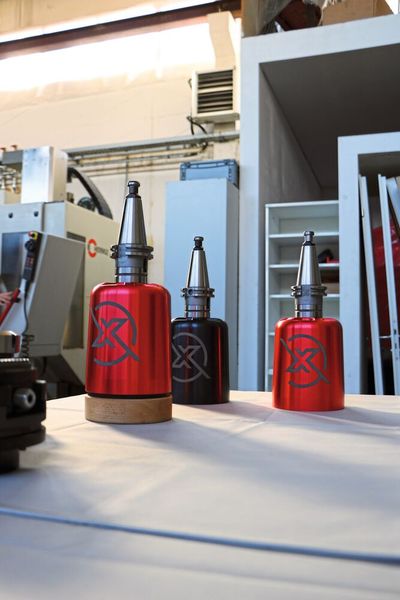 So simpel und doch so effizient: der Haubex besteht wie der Name bereits suggeriert aus einer Haube, in die ein Schraubstock fixiert ist.  (Bild: Sonnenberg)