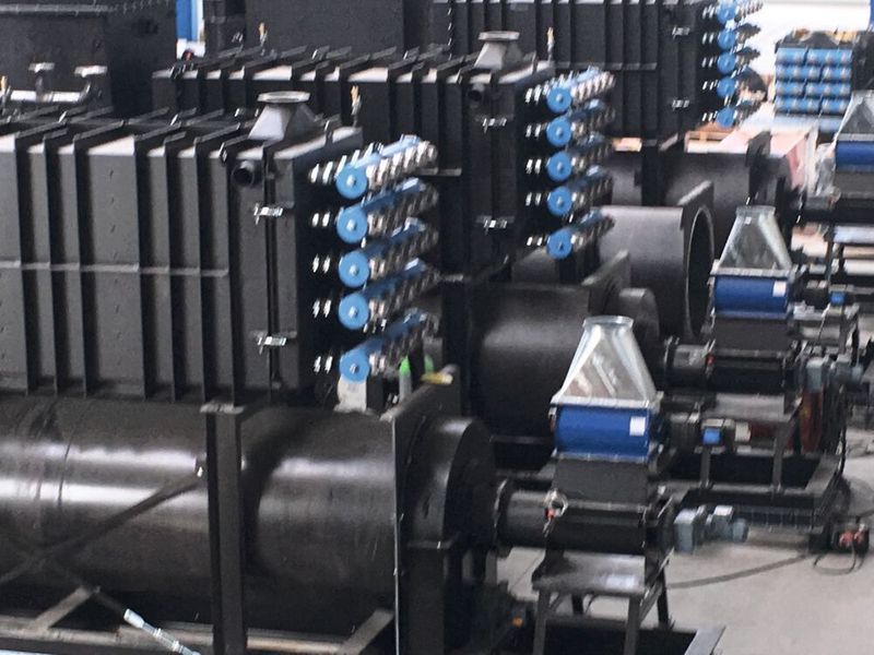 Eine harte Nuss für Anlagenbauer: So gelingt es, Wärme aus der Verbrennung von Nussschalen zu gewinnen. (Werkstätten)