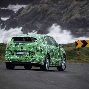 Die Maße des Kofferraumes: netto 585 Liter, bei vollständig umgelegten Rücksitzlehnen sind es 1.711 Liter.(Bild:  Skoda)