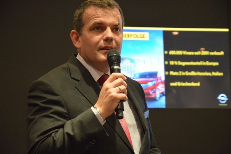 Auf der IAA Nutzfahrzeuge erläuterte Steffen Raschig, Leiter Nutzfahrzeuge Opel/Vauxhall Europe, welche Rolle das Nutzfahrzeuggeschäft im Rahmen der Wachstumsstrategie des Herstellers in den kommenden Jahren spielen wird. (Foto: Achter)