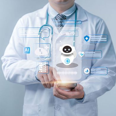 Welche Wirkung haben Chatbots auf psychisch vorbelastete Menschen und welche Risiken bestehen im Gesundheitswesen allgemein? Ein Scope Review hat das untersucht. (Bild: © Antony Weerut – stock.adobe.com)