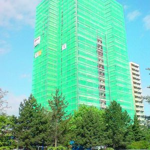 Die Hausverwaltung Immerheiser realisiert auch größere Projekte, etwa die Sanierung einer Fassade in Hochheim.