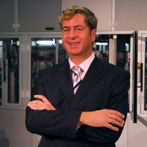 „Auch für 2013 rechnen wir mit einem weiteren Umsatzwachstum von 3 % auf rund 10,8 Mrd. Euro“, erklärte Hans-Dieter Braumtrog, Vorsitzender des Vorstandes von VDMA Robotik + Automation.