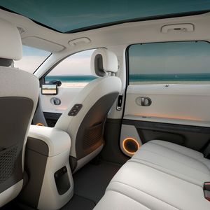 Eine der größten Stärken des Ioniq 5 ist – wen wunderts bei diesen Karosseriemaßen – das fast schon überbordende Platzangebot.(Bild:  Hyundai)