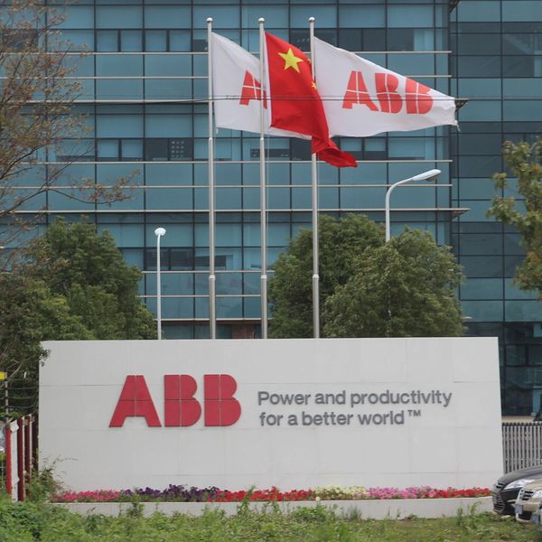 Zu Besuch bei ABB Robotics in Shanghai: die jüngst erweiterte Produktion platzt bereits aus allen Nähten. (Jablonski)