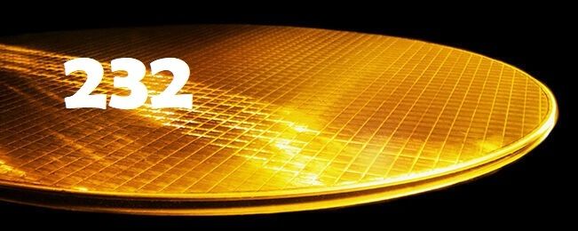 Schichten mit Speicherzellen stapelt der US-amerikanische Hersteller zu einem Chip mit 1 Terabit Speicherkapazität in der TLC-Variante – Weltrekord. Der Baustein erreicht eine sehr hohe Flächendichte von 14,6 GBit pro Quadratmillimeter. (Micron Technology)