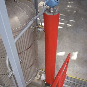 Figure 1a: Rosemount 9901 3-inch diameter chamber with insulation