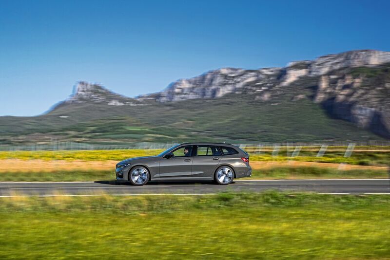 Ebenfalls neu ist der 3er Touring, der künftig einen 500 bis 1.500 Liter fassenden, variablen Kofferraum bieten wird. (BMW)