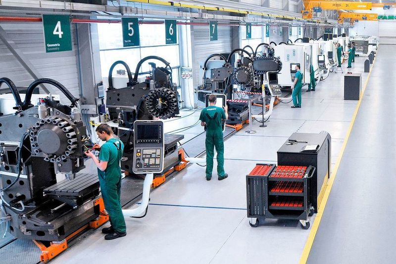 Die Werkzeugmaschinen von DMG Mori erfreuen sich weiterhin einer guten Nachfrage. Der Konzern legte daher im 3. Quartal bei Umsatz und Auftragseingang zu. (Bild: DMG Mori)