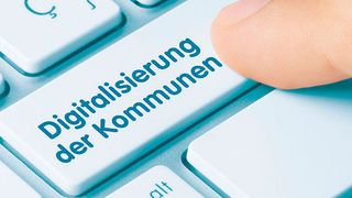 Das Positionspapier „Der digitale Landkreis“ zeigt: Die Kommunen pochen auf ihre Gestaltungsrolle bei eGovernment und Digitalisierung (momius - stock.adobe.com)