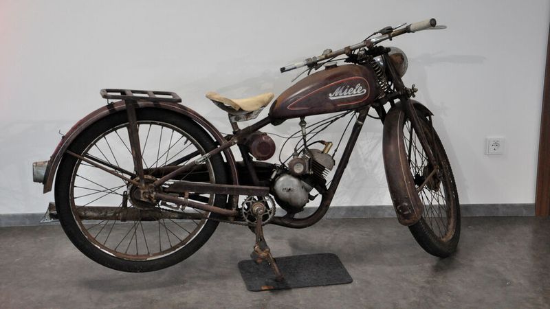 Zeitweise verkaufte der Betrieb Motorräder von Miele. (Bild: Wehner – VCG)