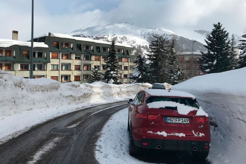 … um mehr über die Fähigkeiten des Jaguar F-Pace zu erfahren. (Bild: Michel/»kfz-betrieb«)