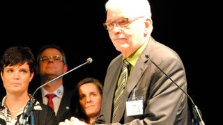 Emotionaler Abschied: Von seinem Team und langjährigen Weggefährten verabschiedete sich Dieter Paust im Rahmen einer Feier.  (Foto: Baeuchle)