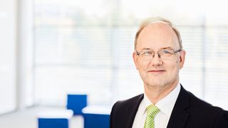 Lenze-CTO Frank Maier: „Die klassische PLC  ist aus softwaretechnologischer Sicht Steinzeit, bestenfalls Bronzezeit." (Lenze)