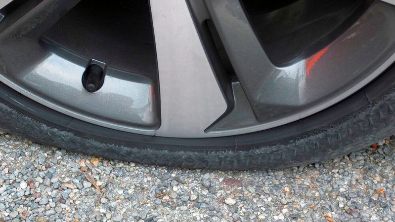 Luft raus aus dem Reifenmarkt? Nicht ganz, aber die elf Prozent Rückgang sind ein schwerer Schlag.(Bild:  Rosenow/»kfz-betrieb«)