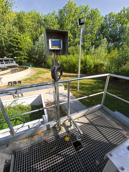 Für raue Umgebungen konzipiert: das Anzeigegerät Vegadis 82 (Bild: Vega)