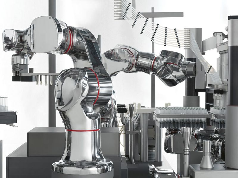 The Injecta 36 fill-finish line with Detecta inspection by Ima Life is a high-speed solution for pre-filled syringes, combining filling and downstream inspection, including plunger presence detection and single non-conformity rejection. (Source: IMA Group)