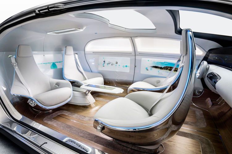 Zukunftsmusik: der Innenraum des Forschungs-Autos Mercedes F015. (Foto: Mercedes)