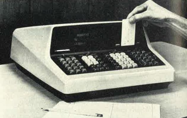 Der programmierbare Tischrechner 9100 A von HP bietet im Jahre 1968 erstaunliche Möglichkeiten.  (Hewlett Packard)