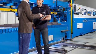 Die Heinrich Georg GmbH Maschinenfabrik verbessert mit Symmedia SP/1 ihren Maschinenservice. Im Servicefall ist professionelle Hilfe schnell vor Ort. (Bild: Symmedia)