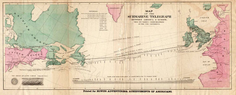 Route des ersten, nicht beständigen Transatlantikkabels von 1858. Die Strecke zwischen Westirland und Neufundland ging von einer vagen Einschätzung des Ozeonografen Matthew F. Maury aus, der zwischen den Inseln ein transatlantisches Plateau vermutete.