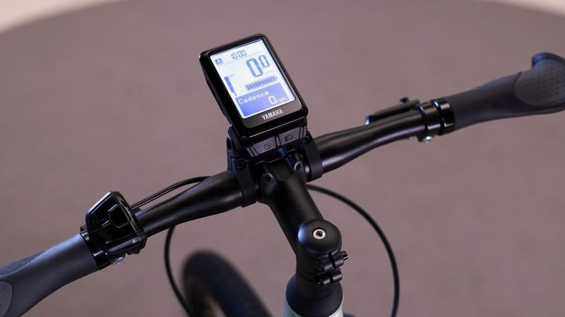 Das neue Display fällt mit drei Zoll kompakt aus, ist außerdem wahlweise abnehmbar oder lässt sich fest verschrauben.  (Bild: Yamaha)