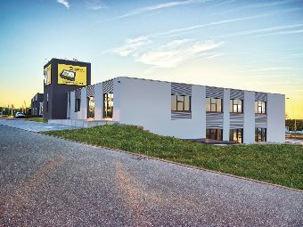 Vester Elektronik mit Sitz in Straubenhardt ist Spezialist für Qualitätssicherung und Prüfautomation. (Bild: Vester Elektronik/Studio35/Stefan Pletscher)