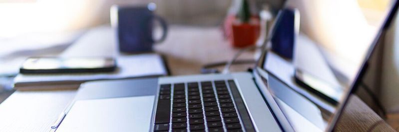 Mit der zunehmenden Verbreitung des Homeoffice wachsen für Unternehmen die Herausforderungen, alle Endpoints auf dem neuesten Patch-Level zu halten.(Bild:  gemeinfrei /  Pixabay)