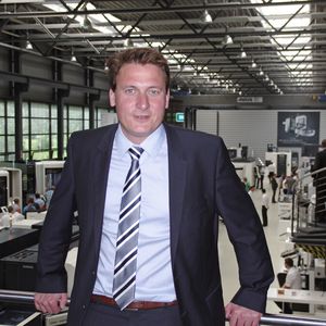 Dr. Thorsten Schmidt, Vorstand Vertrieb, Service & IT der Gildemeister AG: „Ich sehe für den chinesischen Markt auch mittelfristig gute Wachstumsraten. Wir wollen unseren Marktanteil weiter erhöhen und planen, zweistellig zu wachsen.”