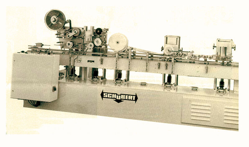 1972: Die erste Maschine aus dem Schubert-Verpackungsmaschinen-Baukasten (SSB). (Schubert)