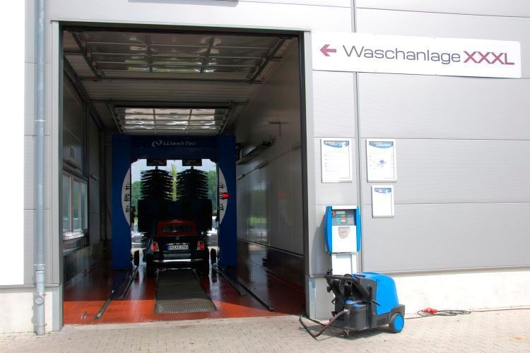 Die Waschanlage sorgt für zusätzliche Kundenfrequenz. (Foto: Rubbel)
