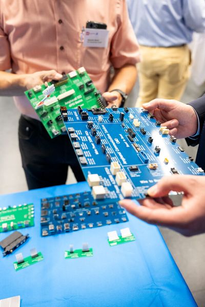 Der at-Technologietag Automation an der ZHAW School of Engineering in Winterthur brachte den Teilnehmern Ideen und Anregungen, wie sie die Zukunft der industriellen Automation gestalten können. (Bild: Thomas Entzeroth)