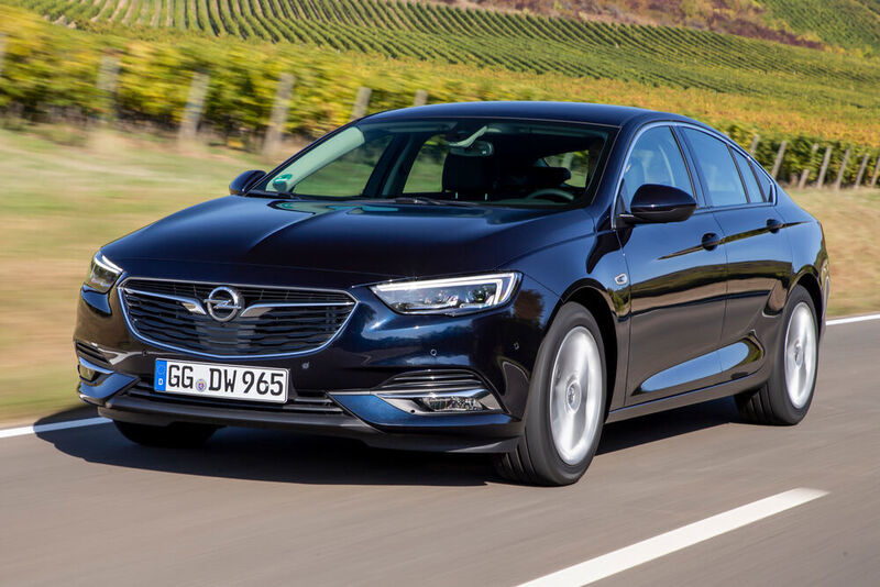 Der Opel Insignia 1.6 DIT zieht souverän und linear vorwärts. (Opel)