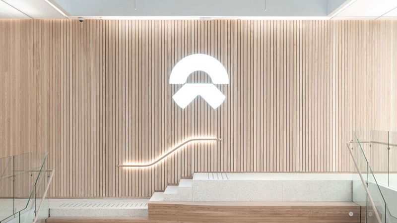 Nio ist in China nun offiziell ein Autohersteller. Das Unternehmen hat die dafür notwendige Lizenz erhalten.(Bild:  Nio)