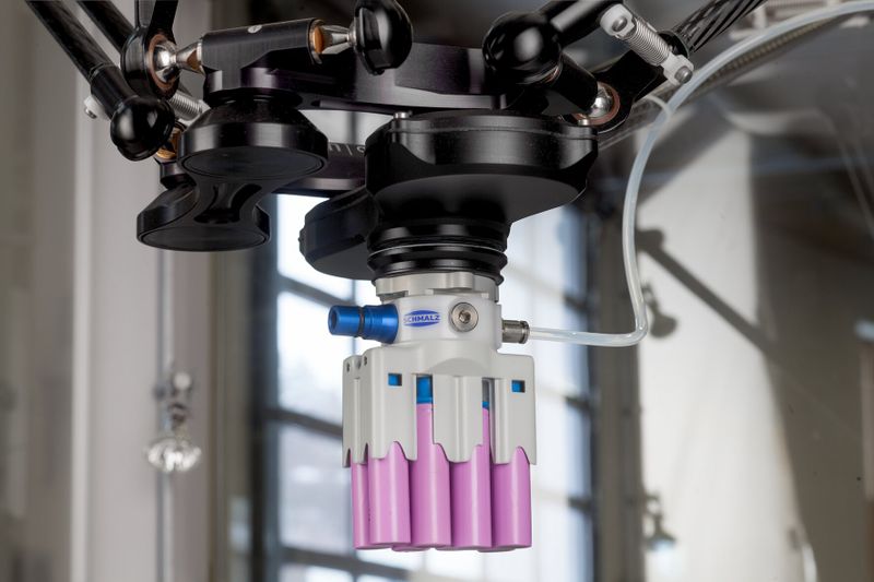 Dank moderner 3D‑Drucktechnologie fertigt Schmalz individuelle Greifer bereits ab Losgröße eins ganz nach Kundenwunsch. (Bild: J. Schmalz GmbH)