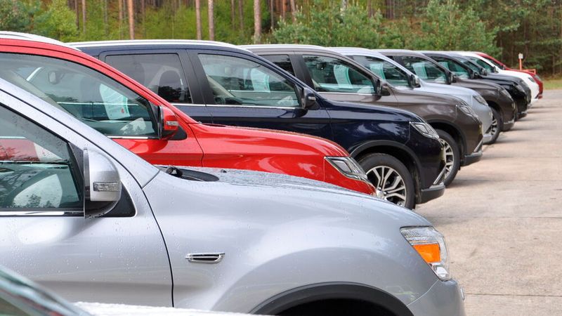 Der Fahrzeugbestand in Deutschland wächst immer weiter – vor allem SUVs und Geländewagen sind immer öfter zugelassen.(Bild:  Seyerlein/»kfz-betrieb«)