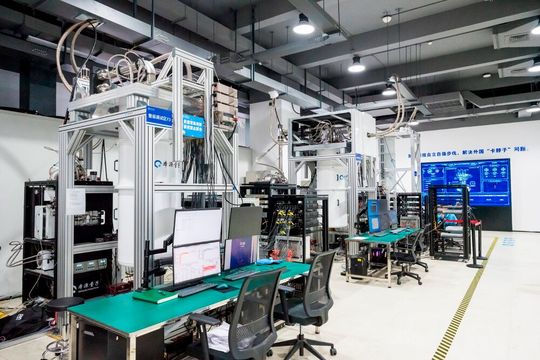 Montage- und Inbetriebnahmebereich Y3 in einem Labor von Origin Quantum Computing in China.(Bild:  Origin Quantum)