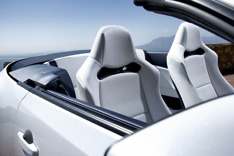 Dazu gehört, dass die offene Variante offenbar bereits bei der Konstruktion des Modells mit eingeplant war. (Foto: Toyota)