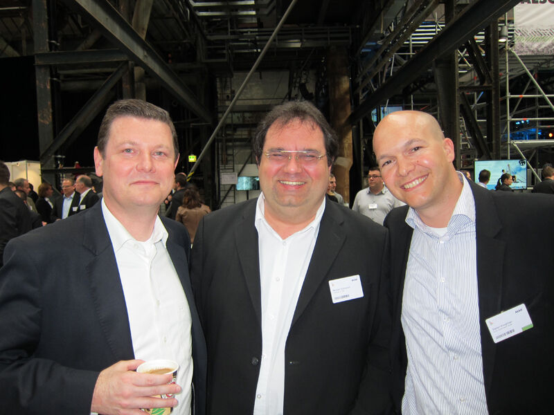 Michael Schickram, Schickram & Feller (m.), mit Reiner Schwitzki und Stefan Klinglmair (r.), ALSO (Bild: IT-BUSINESS)