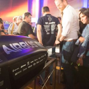 Die dritte Hyperloop Pod Challenge findet kommenden Montag statt. Dabei müssen die Pods der Teilnehmer...