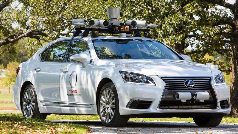 Apple nutzt Lexus-Fahrzeuge, um die Technik des autonomen Fahrens zu testen und zu verbessern. Zuletzt stieg die Zahl der Testfahren deutlich an.